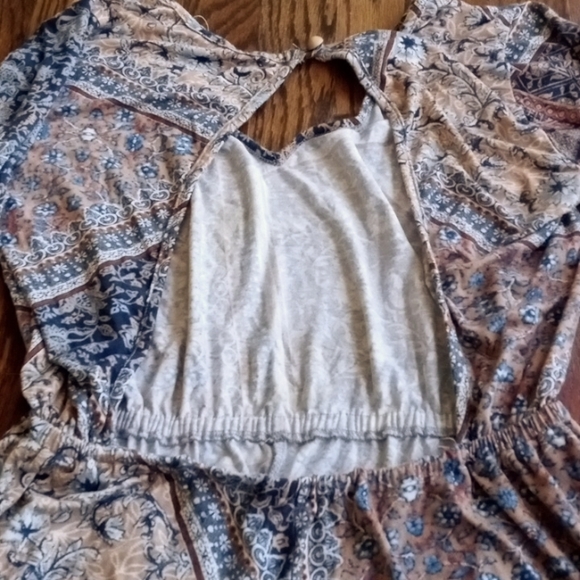 Fun Romper - Picture 2 of 5